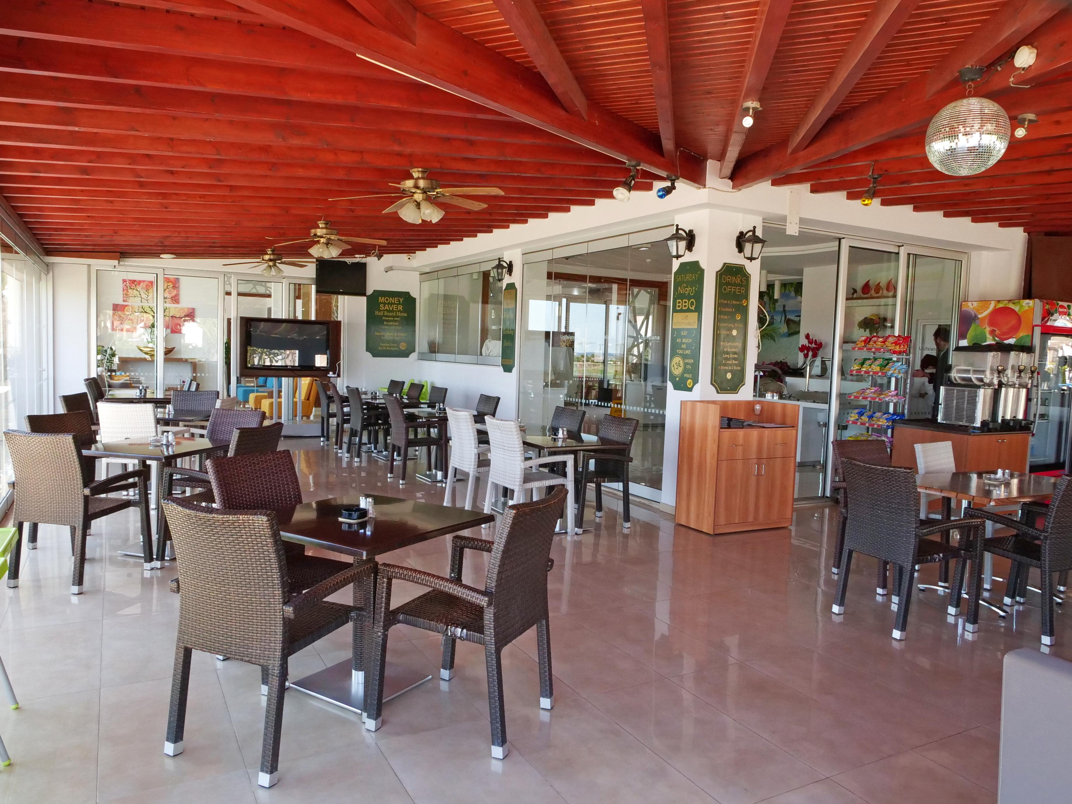 Loutsiana Deluxe Apts Ayia Napa Exterior foto