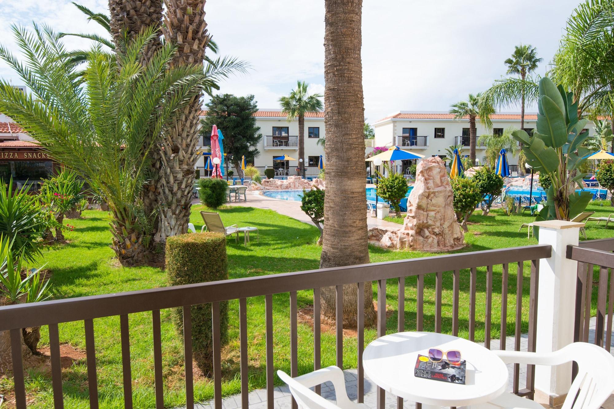 Loutsiana Deluxe Apts Ayia Napa Exterior foto
