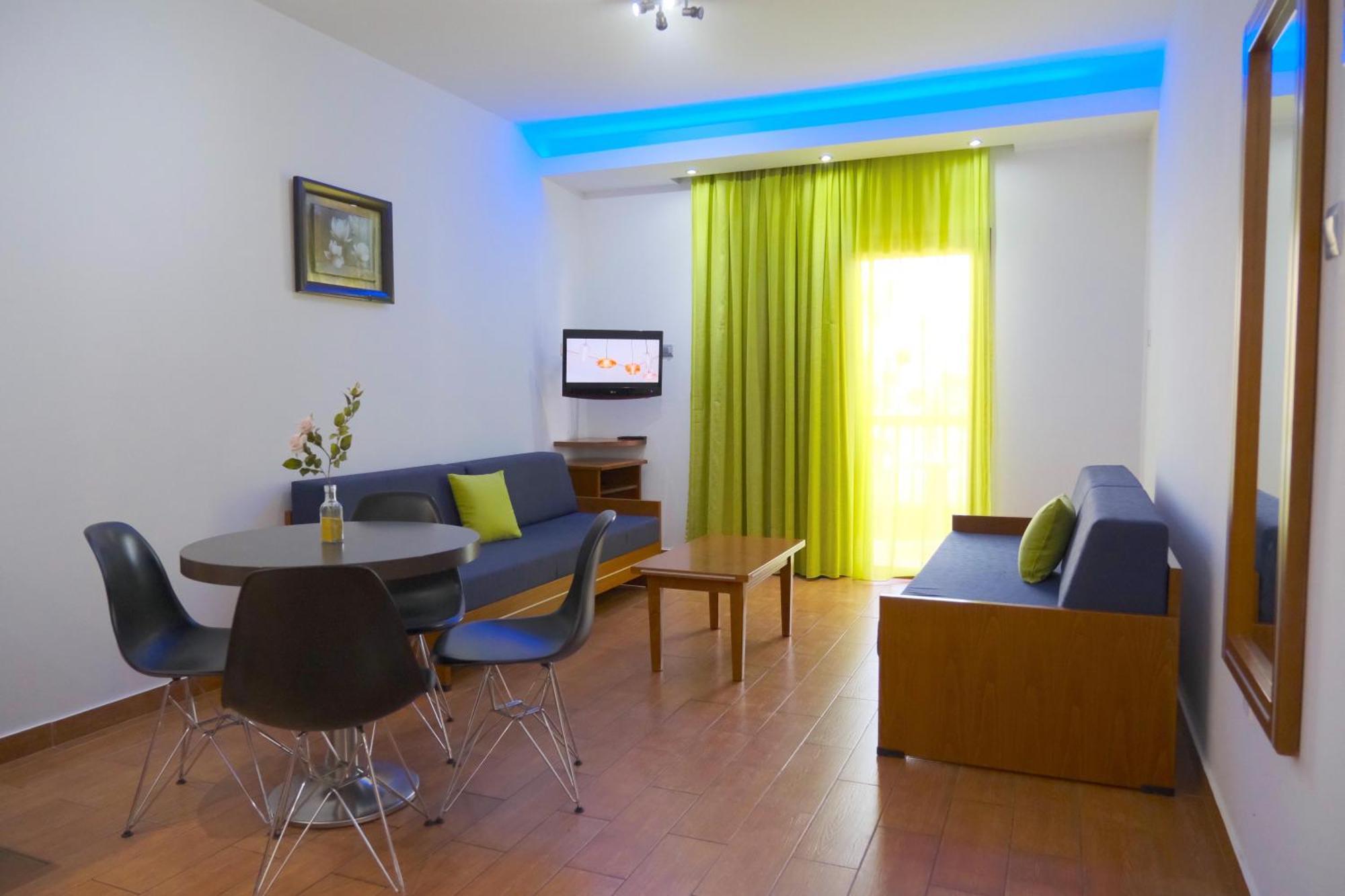 Loutsiana Deluxe Apts Ayia Napa Exterior foto