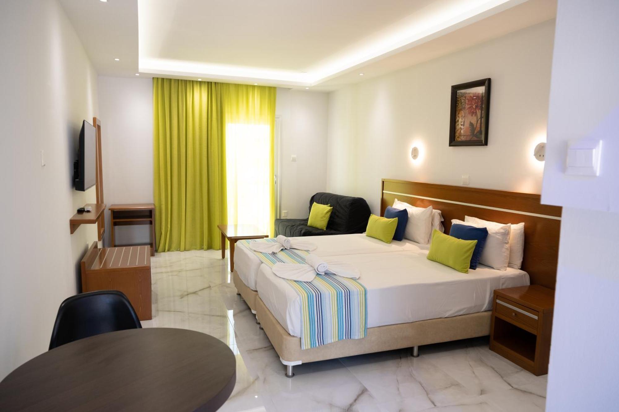 Loutsiana Deluxe Apts Ayia Napa Exterior foto